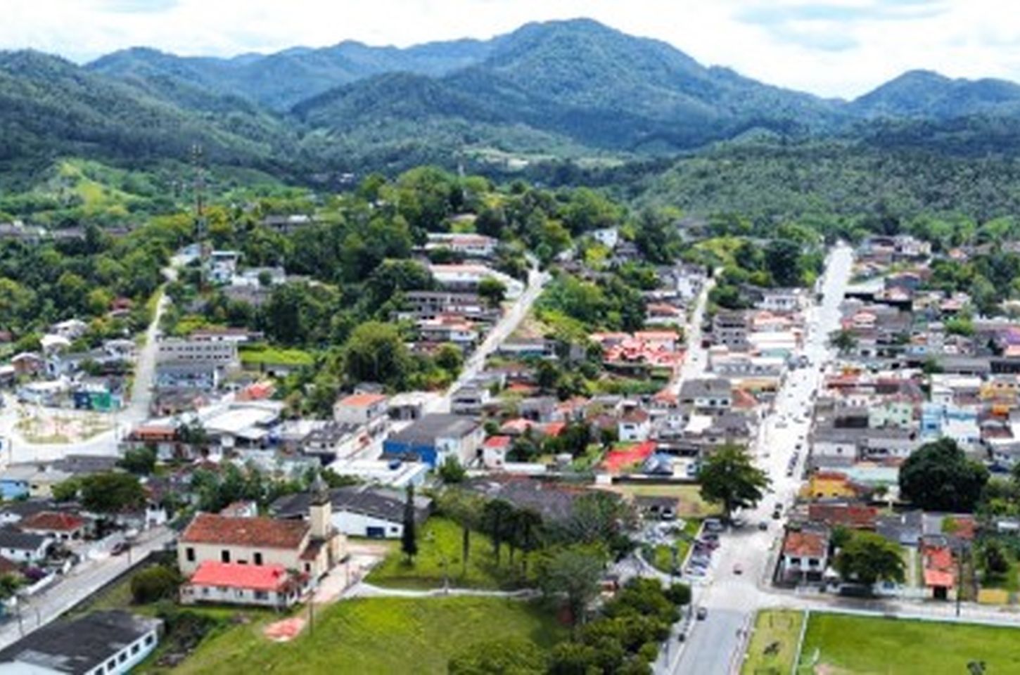 Governo de SP libera R$ 10,2 milhões para melhorias em 13 cidades