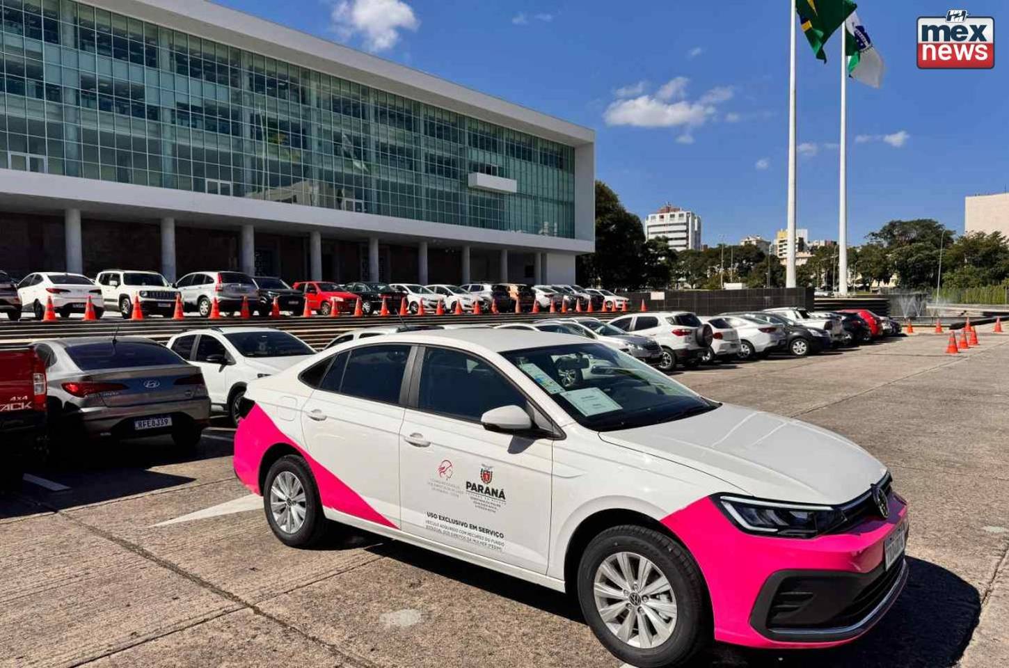 Governo do Paraná entrega veículo para fortalecer ações sociais em Apucarana