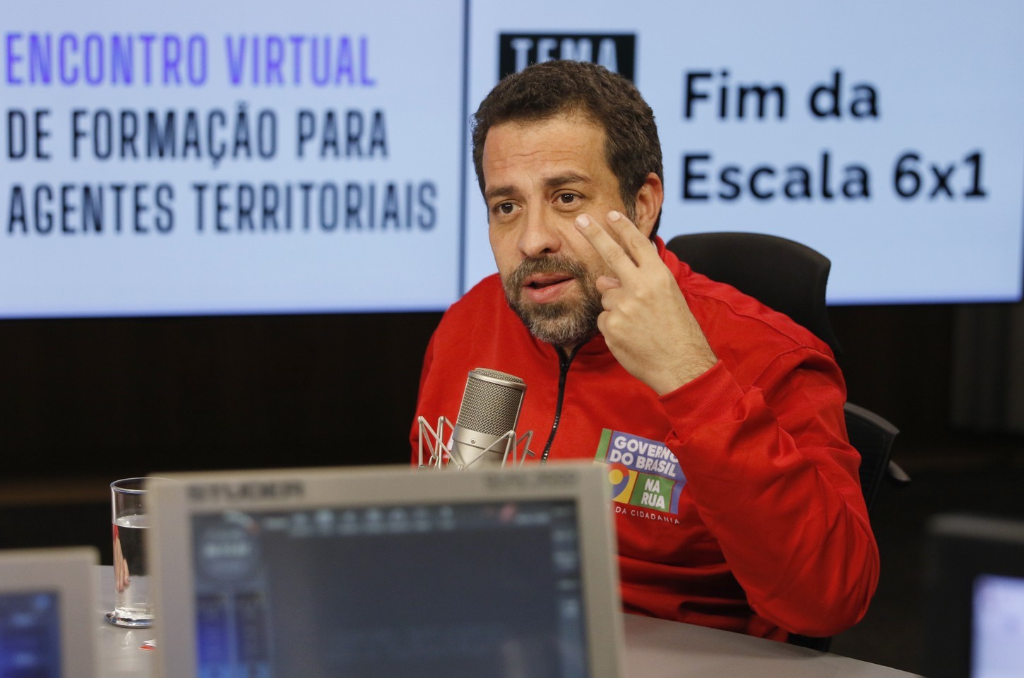 Governo federal pressiona pelo fim imediato da escala 6 por 1