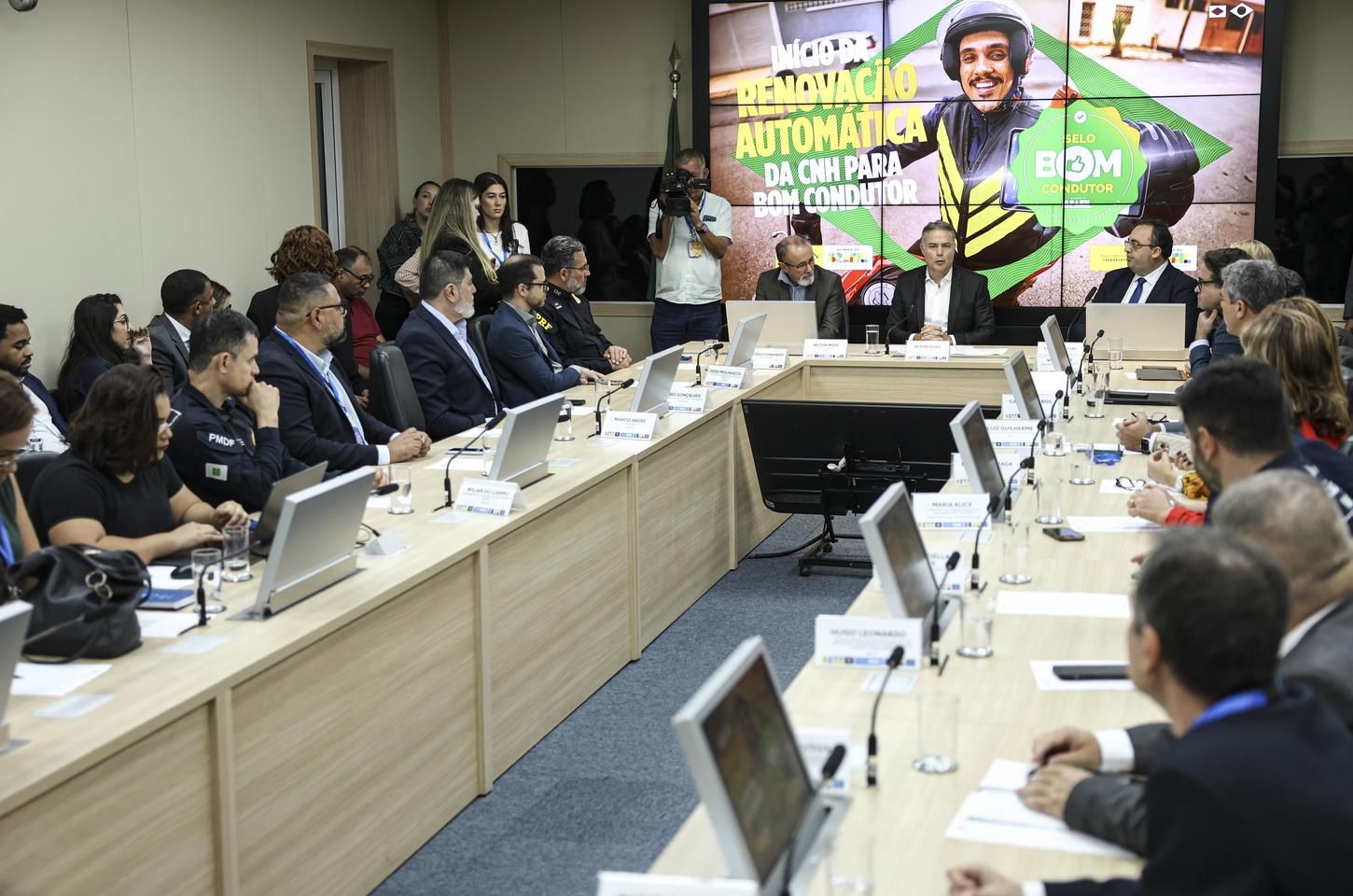 Governo renova carteiras de motoristas sem infrações de forma automática