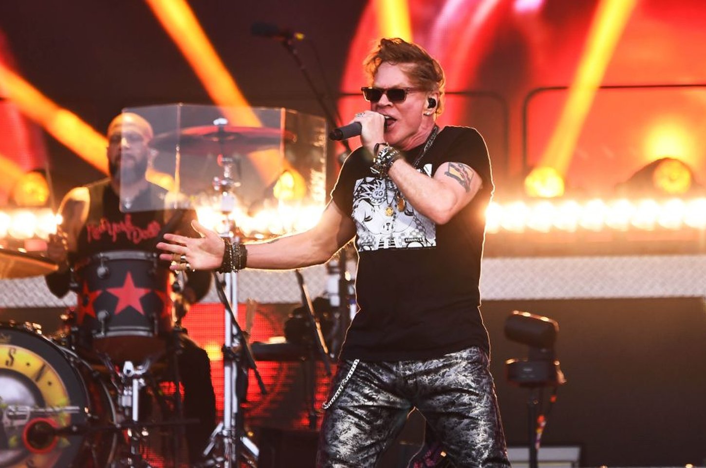 Guns N' Roses estreia músicas inéditas ao vivo e resgata raridade no México