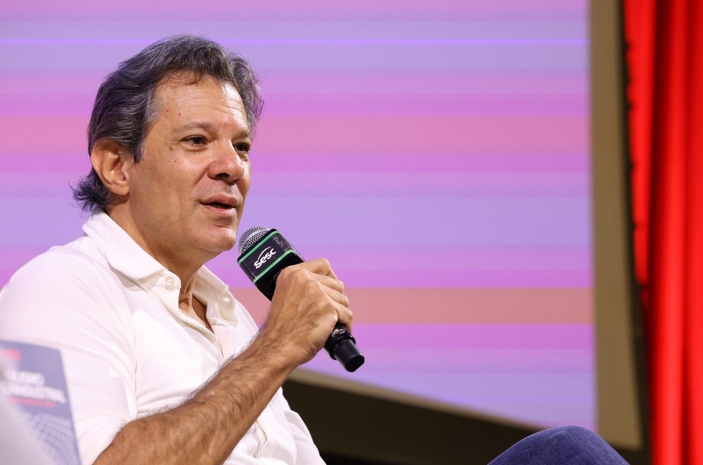Haddad critica relação histórica entre elite e Estado no Brasil