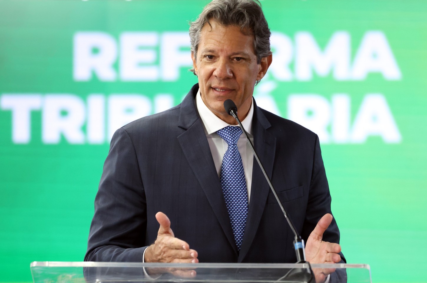 Haddad sugere nova arquitetura para gastos sociais no Brasil