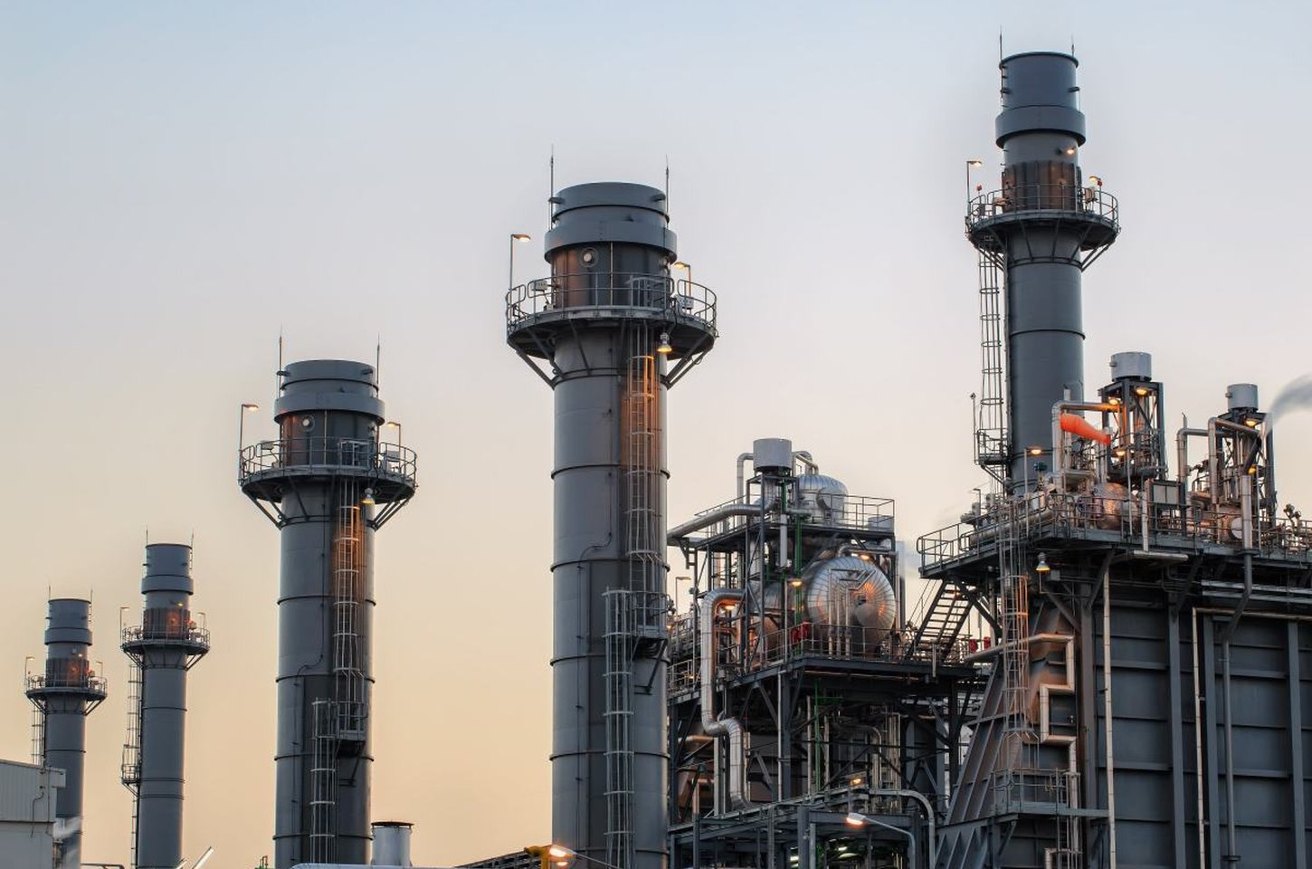 IA eleva conta de luz e gera corrida por energia própria