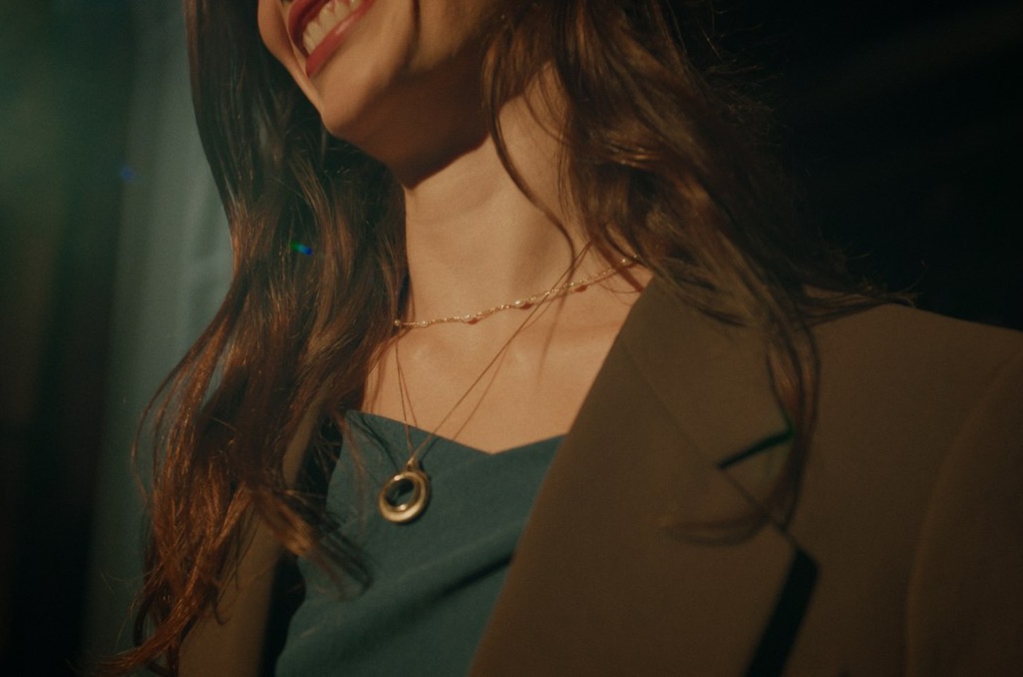 IA em joias: gravador de voz discreto promete privacidade em wearables