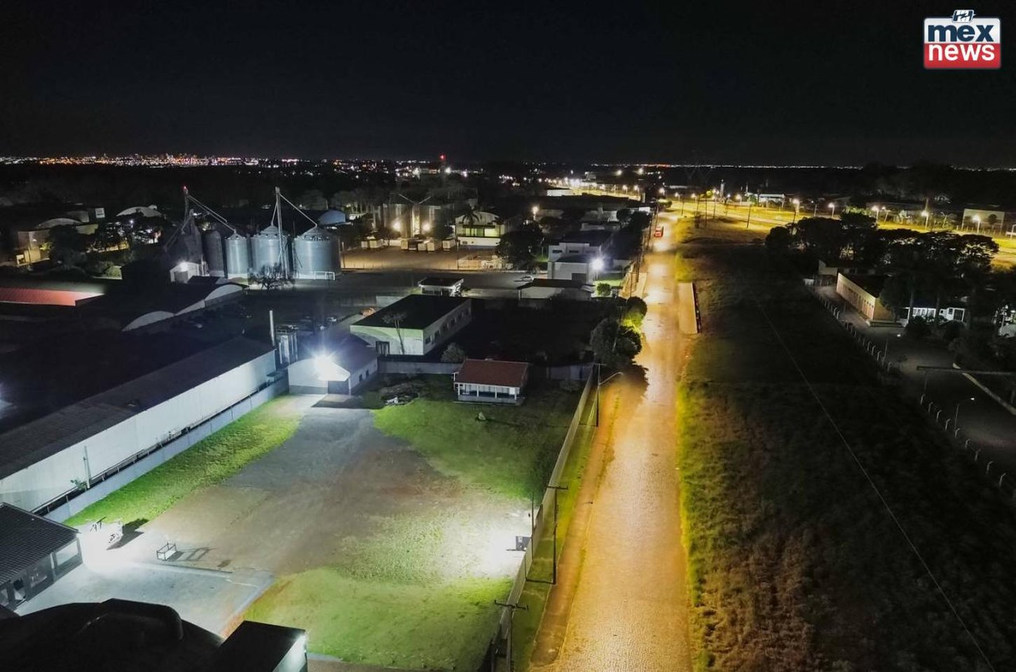 Iluminação em LED chega a 100% dos parques industriais