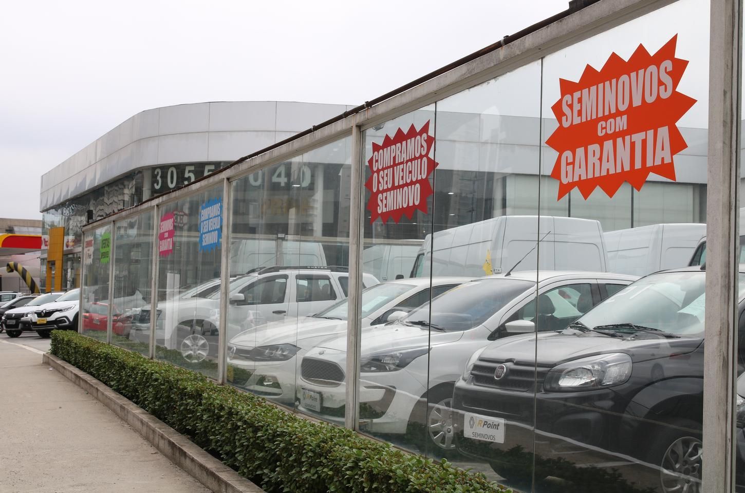 Indústria automotiva registra queda na produção e vendas em janeiro
