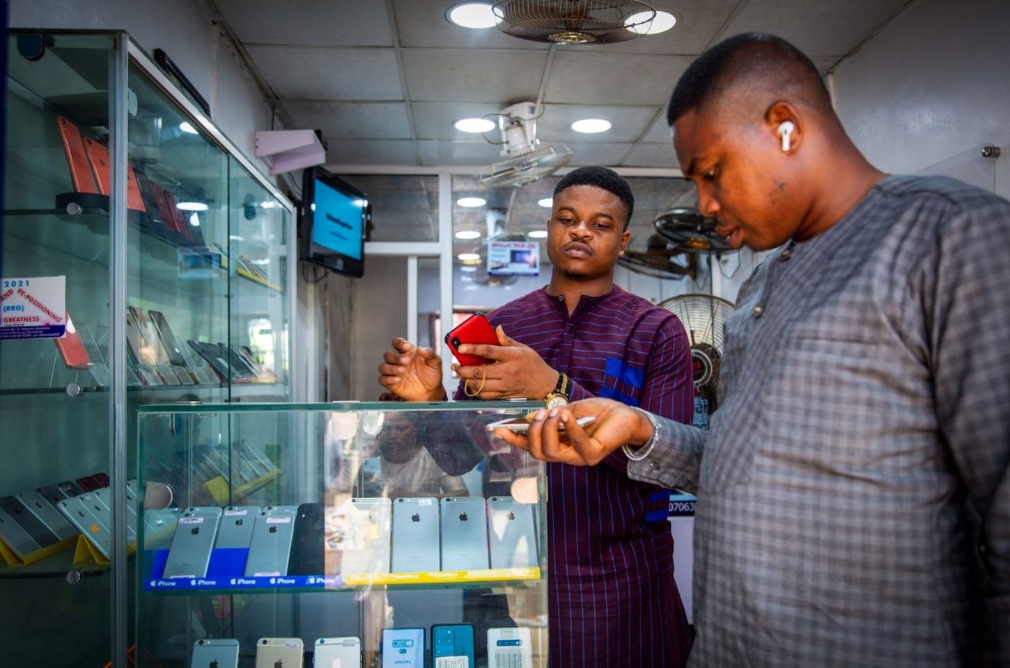 Iniciativa busca smartphones de US$40 para conectar milhões na África