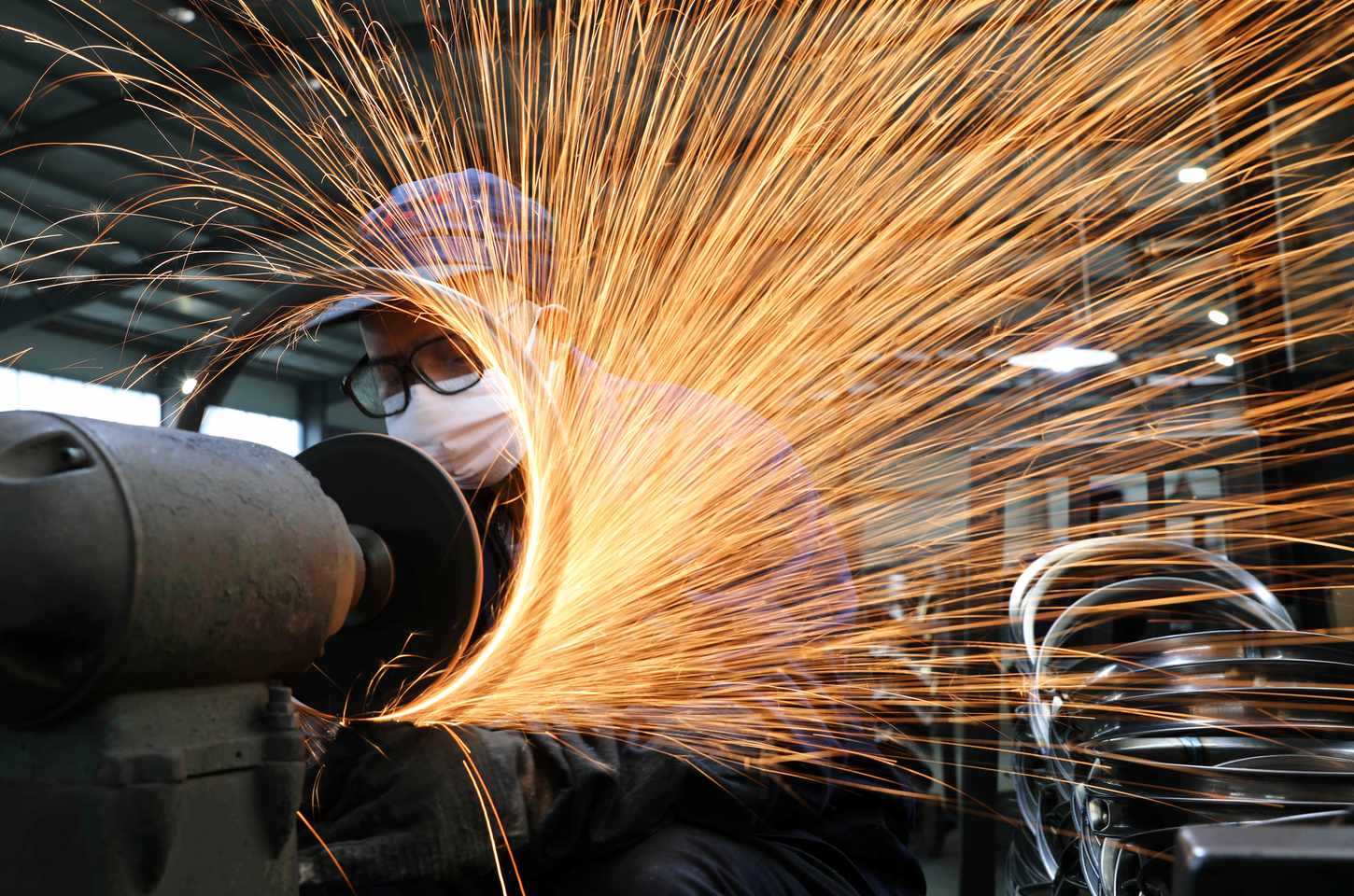 Investimento na indústria cai para 56% em 2026, aponta pesquisa da CNI