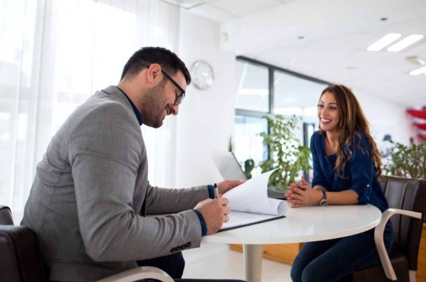 InvestSP abre seleção para analistas com salário de R$ 10,2 mil