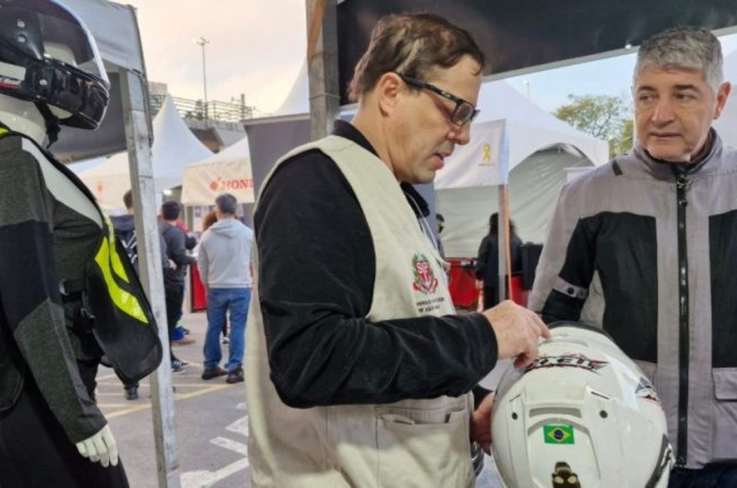 Ipem-SP participa do Maio Amarelo com ações educativas para motociclistas em São Paulo