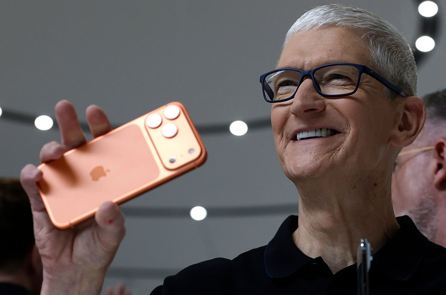 iPhone bate recorde histórico no 1º trimestre, impulsionado por China e Índia