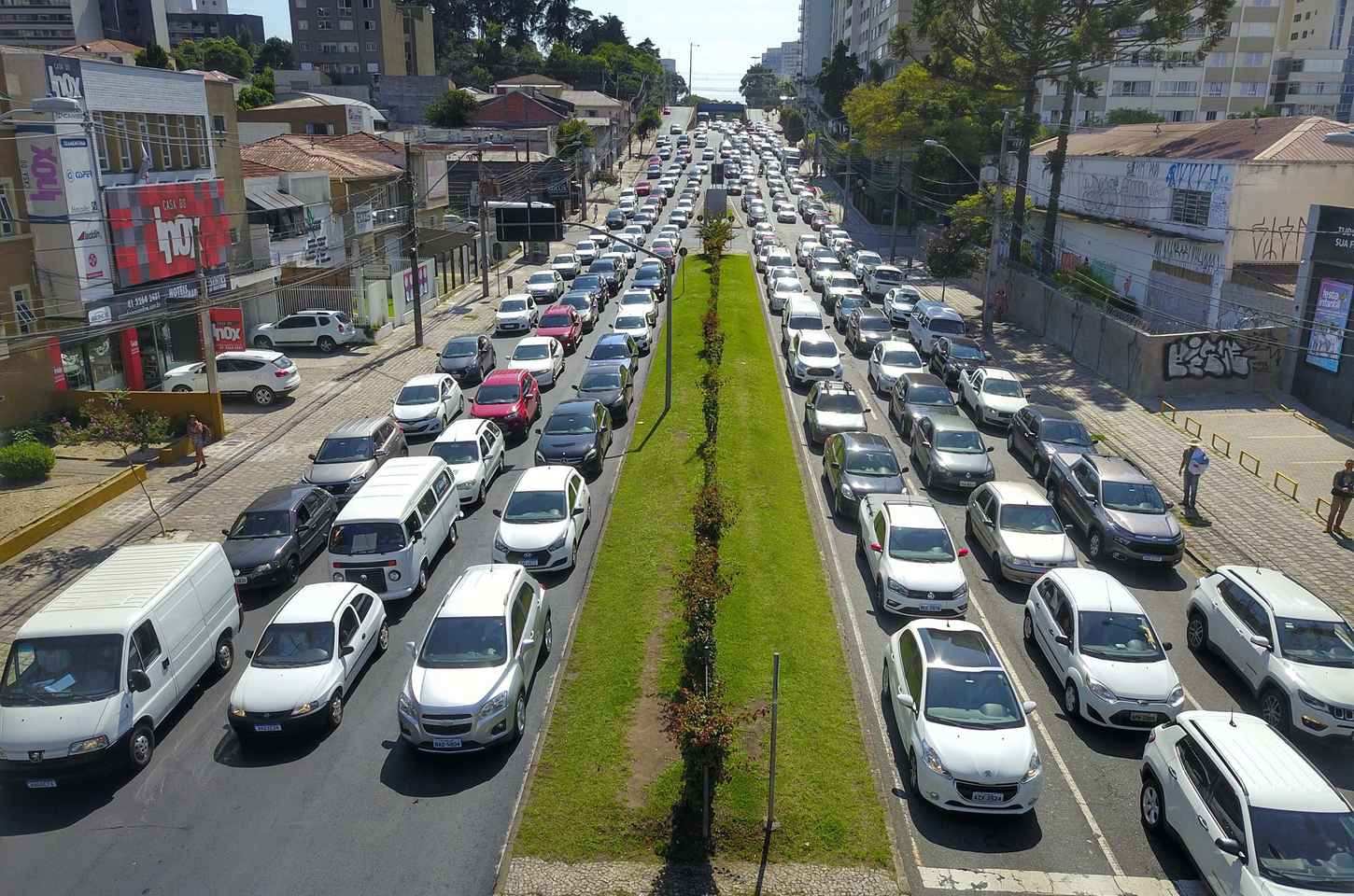 IPVA 2026 no Paraná terá redução de quase 50% para motoristas