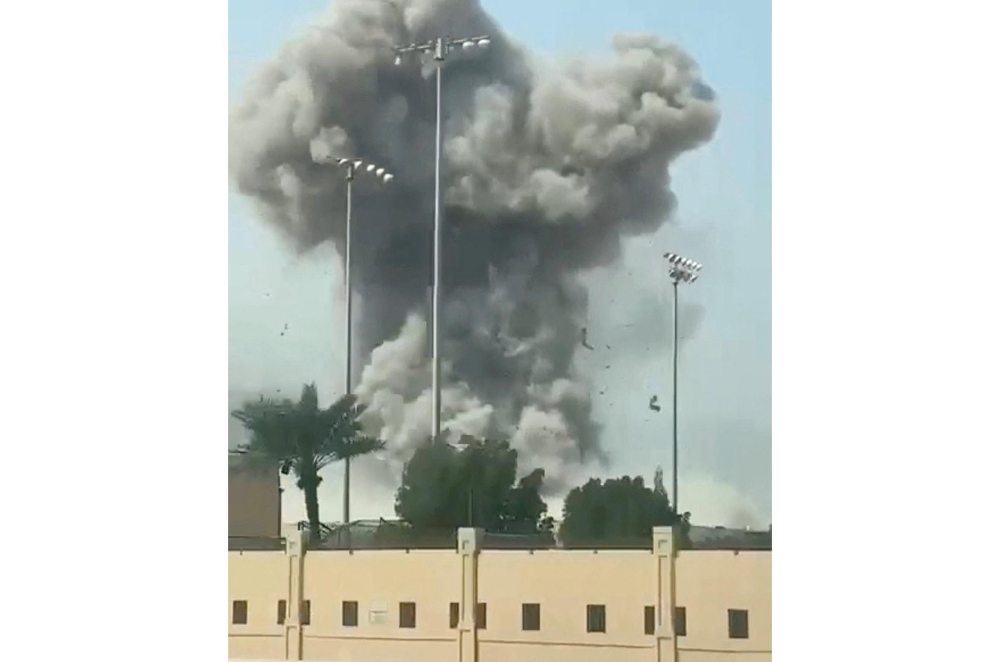 Irã ataca bases dos EUA no Golfo em retaliação a ofensiva israelo-americana