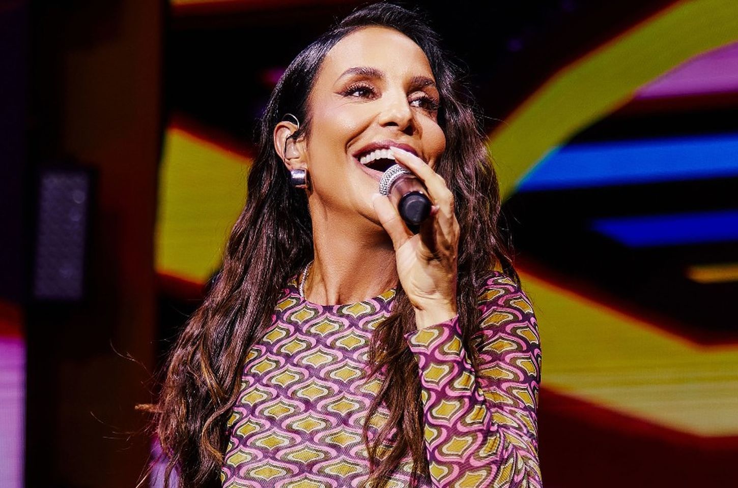 Ivete Sangalo leva turnê "Ivete Clareou" para Portugal em 2026