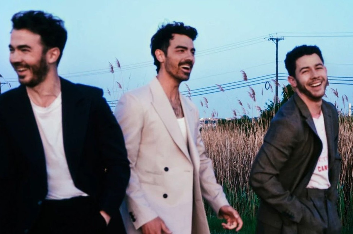 Jonas Brothers voltam ao Brasil em maio com turnê 'Greetings from Your Hometown'