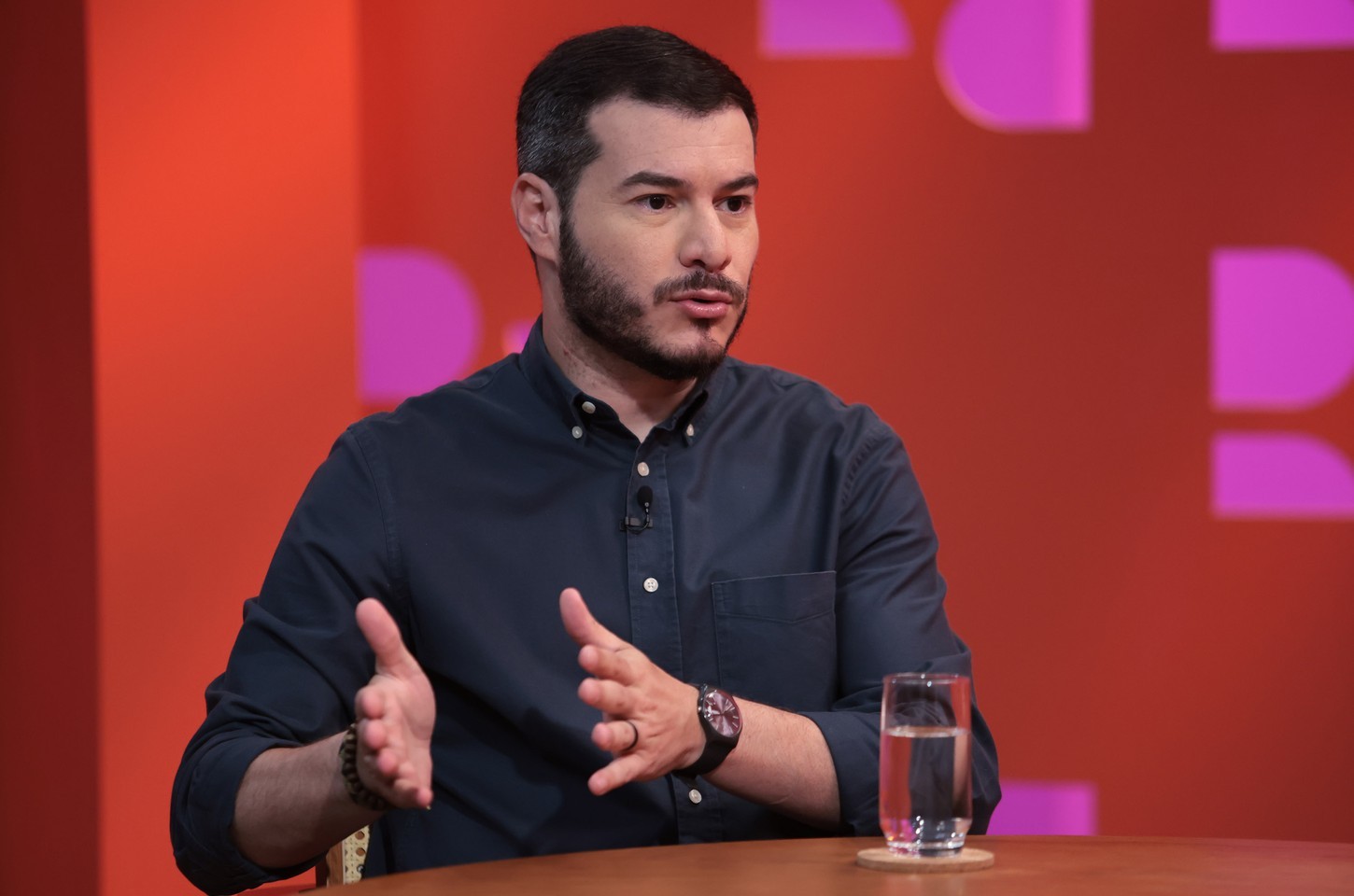 Juliano Medeiros analisa prisão de Bolsonaro e cenário eleitoral em programa