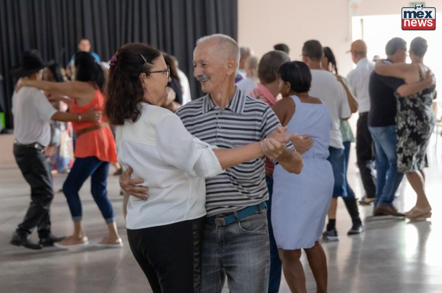 Junho Violeta mobiliza Apucarana contra violência a idosos