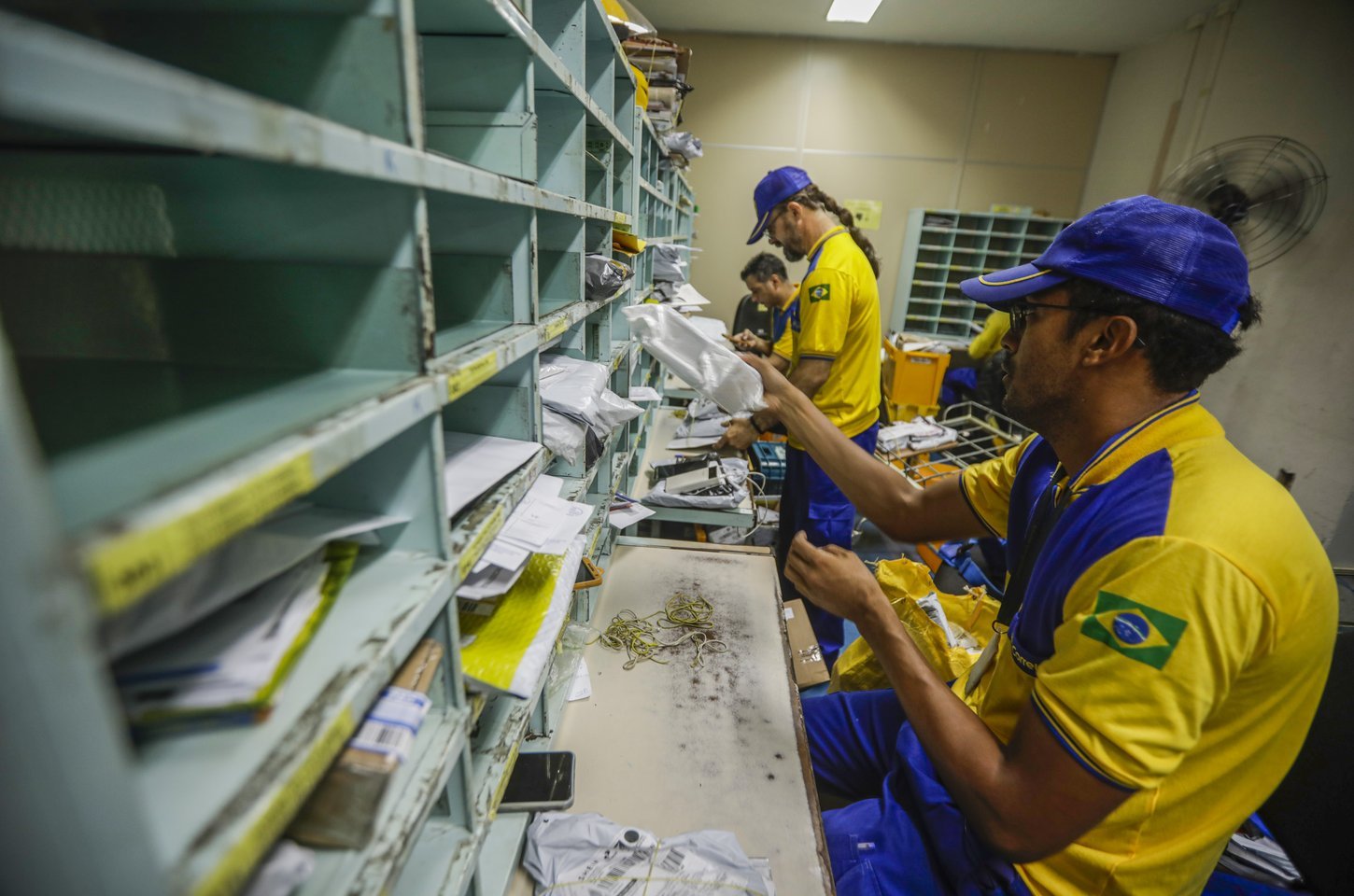 Justiça determina que 80% dos funcionários dos Correios trabalhem durante greve