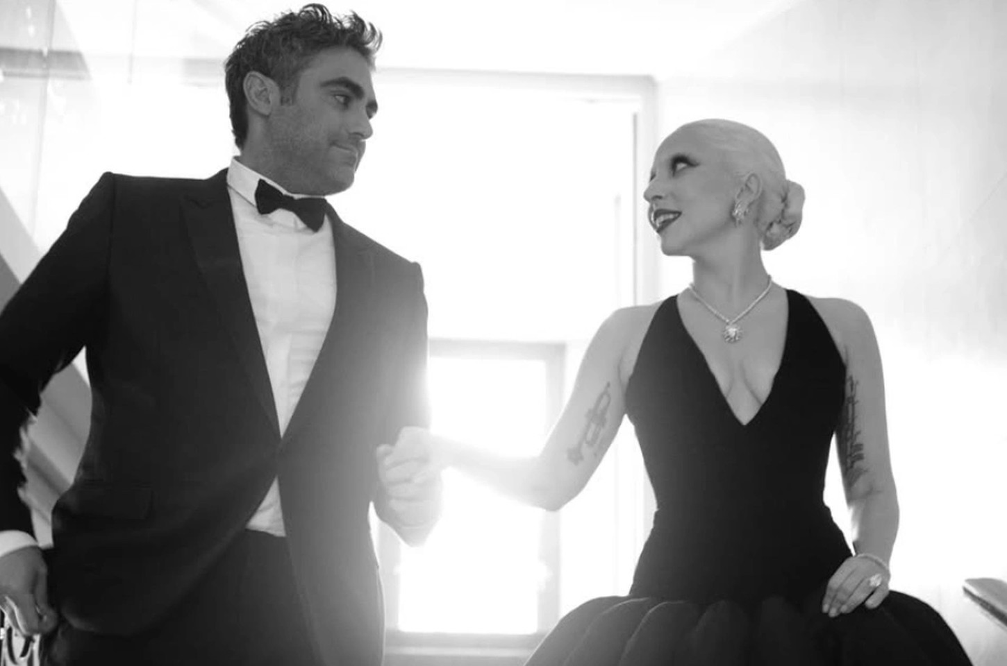 Lady Gaga anuncia casamento próximo e pede música especial a Bruno Mars