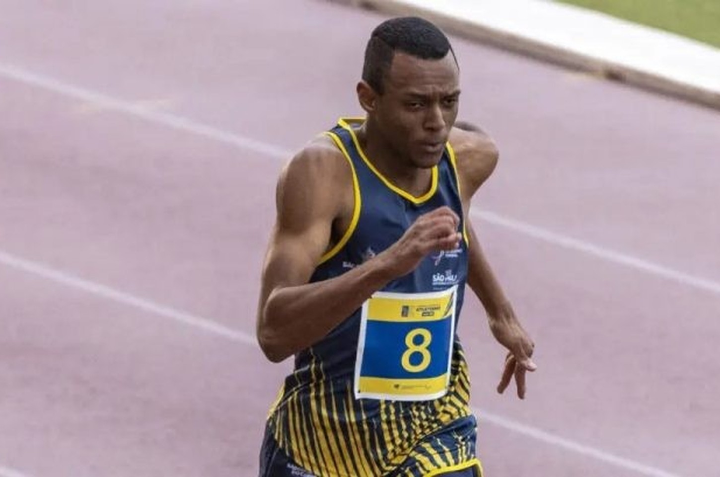 Leandro Viana brilha no atletismo paralímpico com três medalhas