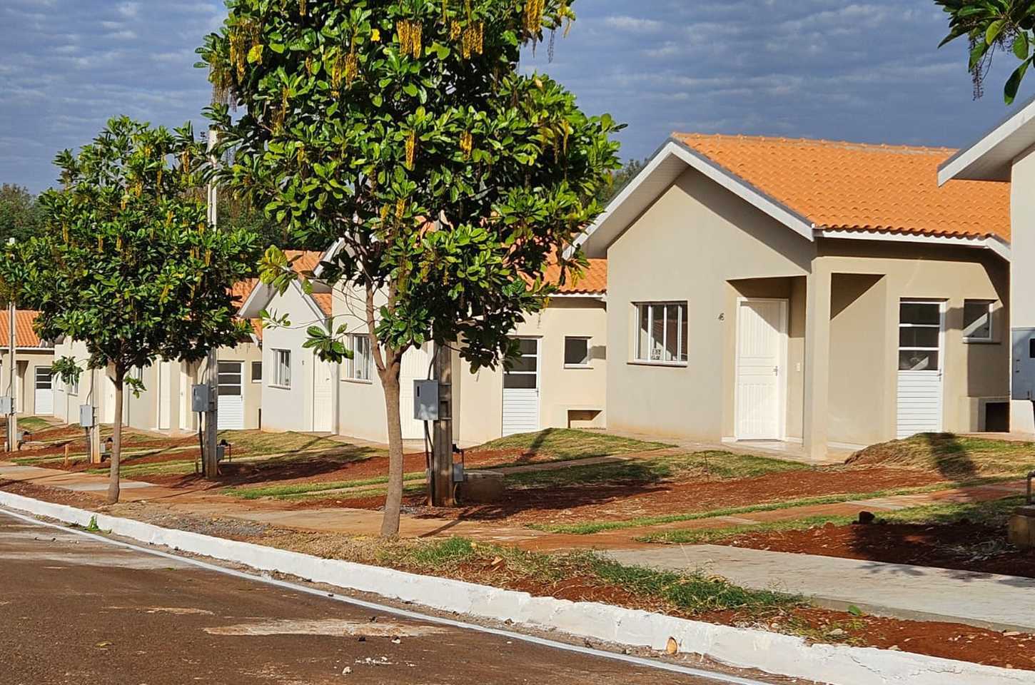 Lei do Paraná perdoa dívidas habitacionais e beneficia mais de mil famílias