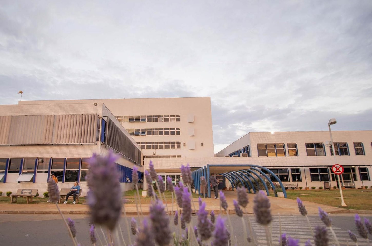 Lei moderniza gestão de hospitais universitários do Paraná