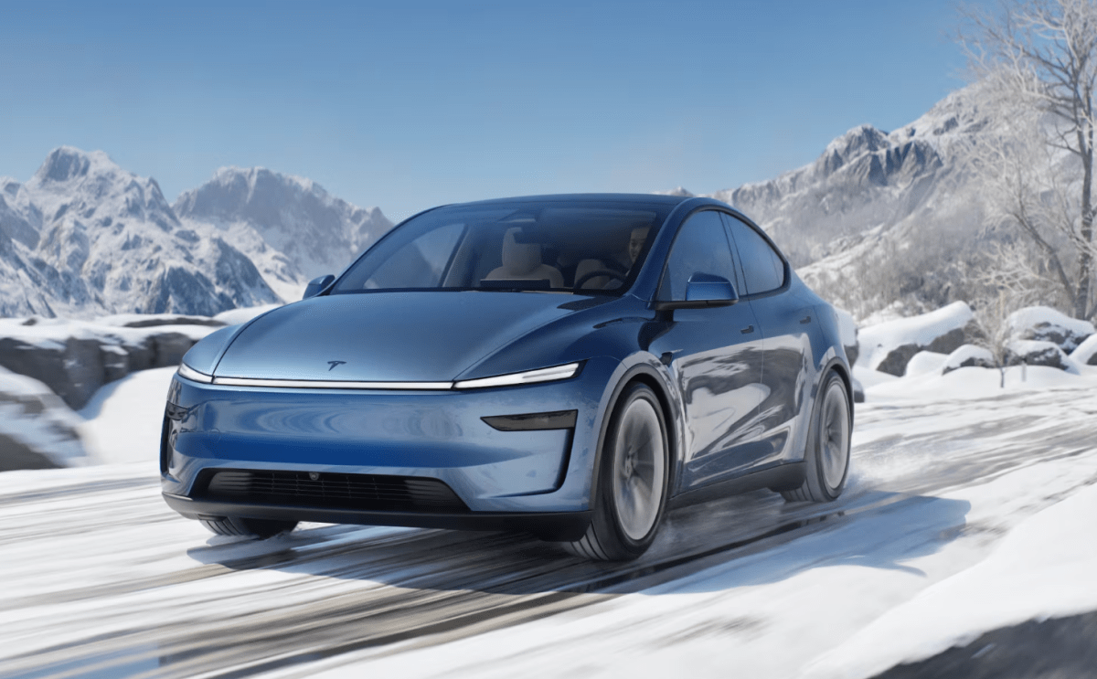 Lemonade lança seguro para Tesla com FSD e promete corte de 50% nas taxas