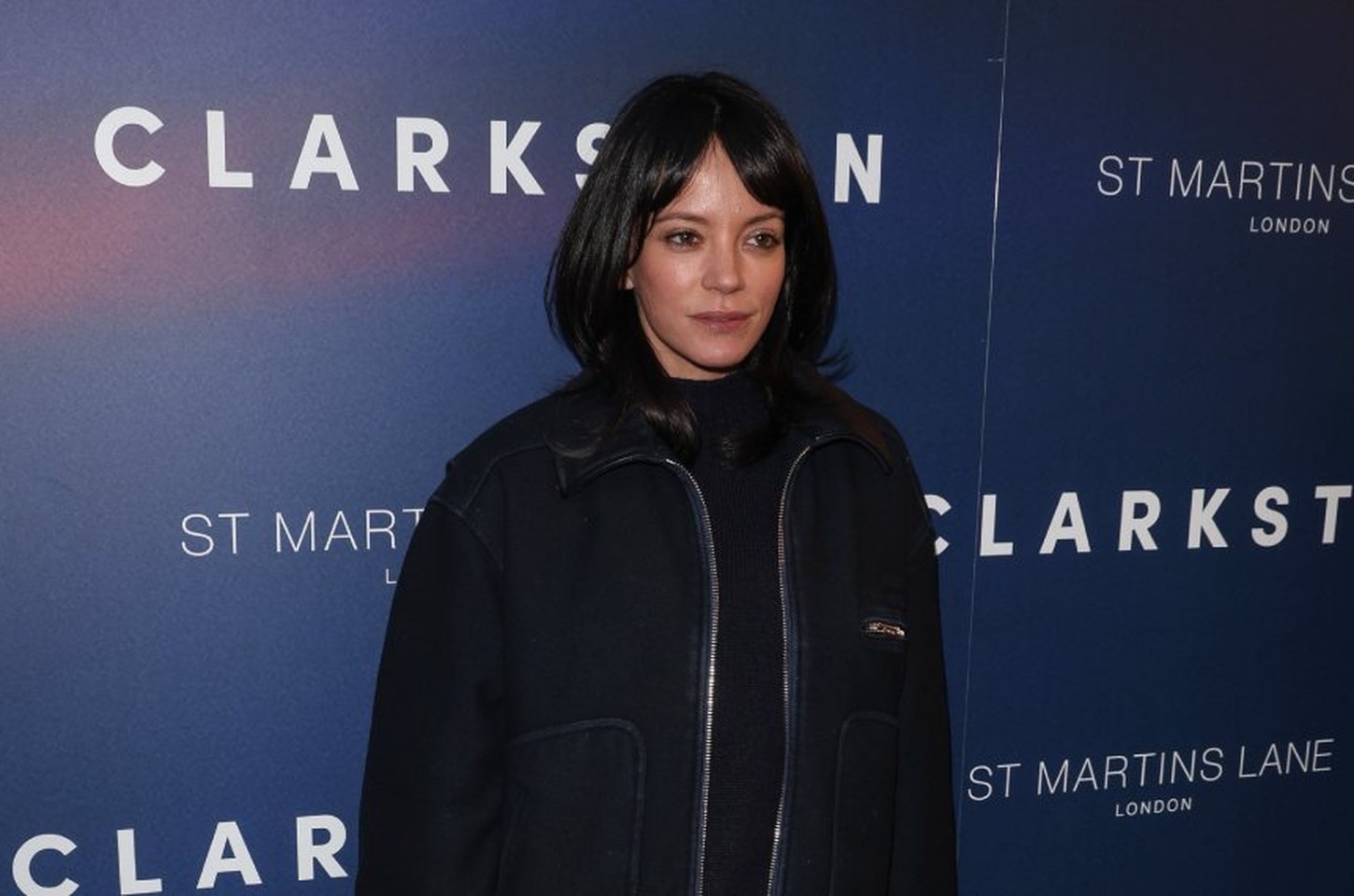 Lily Allen confirma namoro com descendente de Sigmund Freud