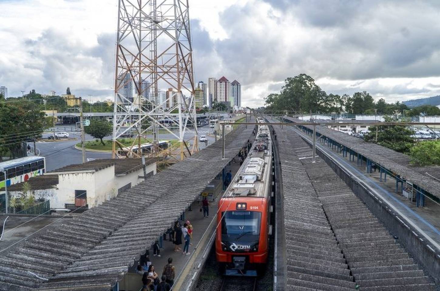 Linha 11-Coral da CPTM tem interdição parcial até 2026
