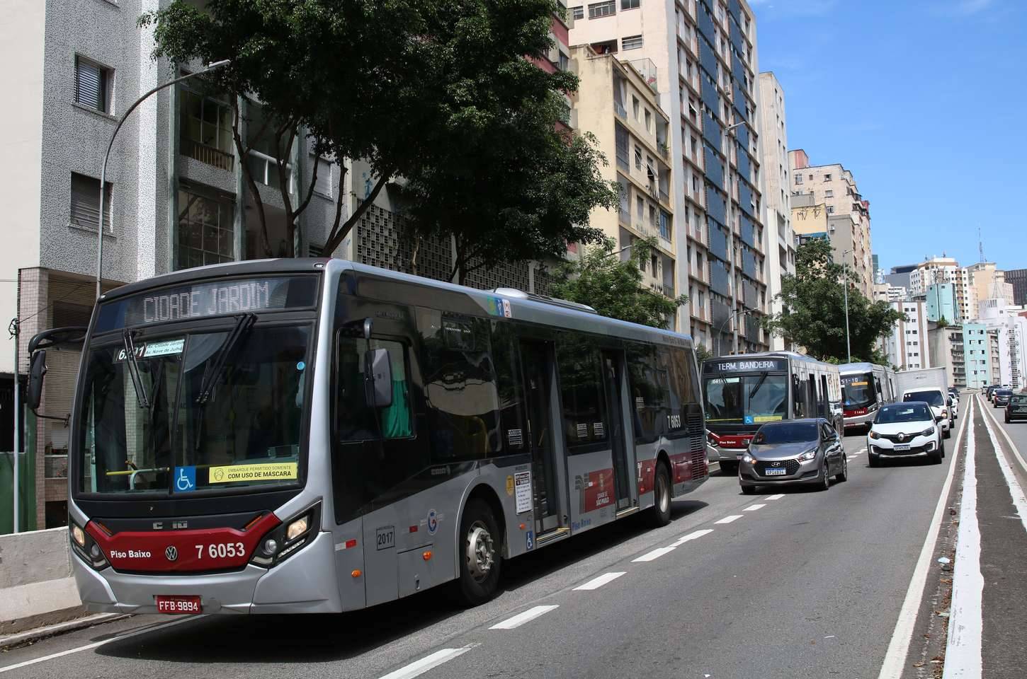 Livro discute mobilidade urbana e defende tarifa zero como direito