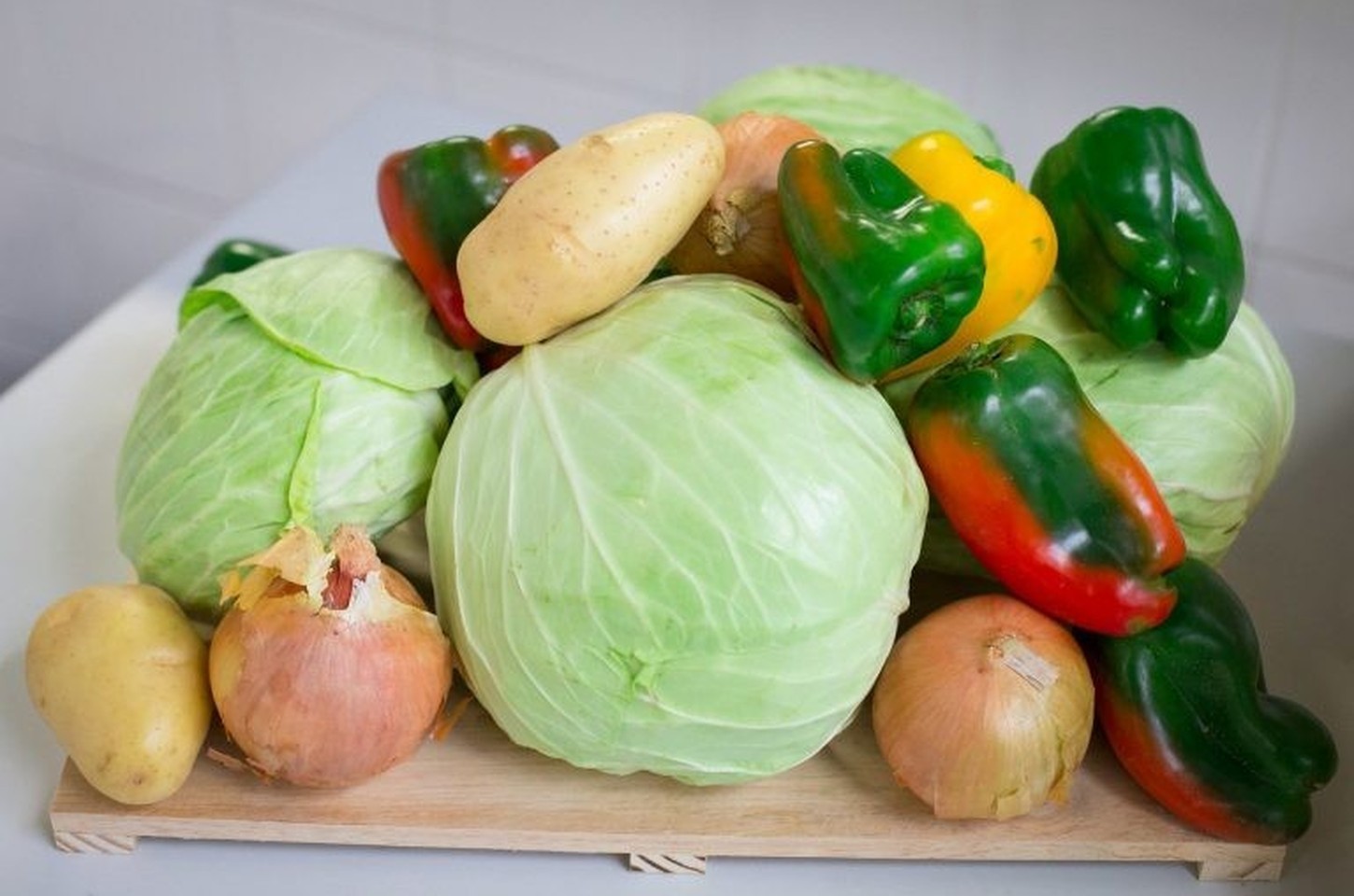 Livro ensina crianças onde nascem legumes e verduras