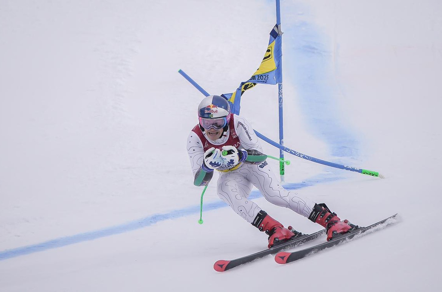 Lucas Pinheiro Braathen é prata na Copa do Mundo de esqui alpino