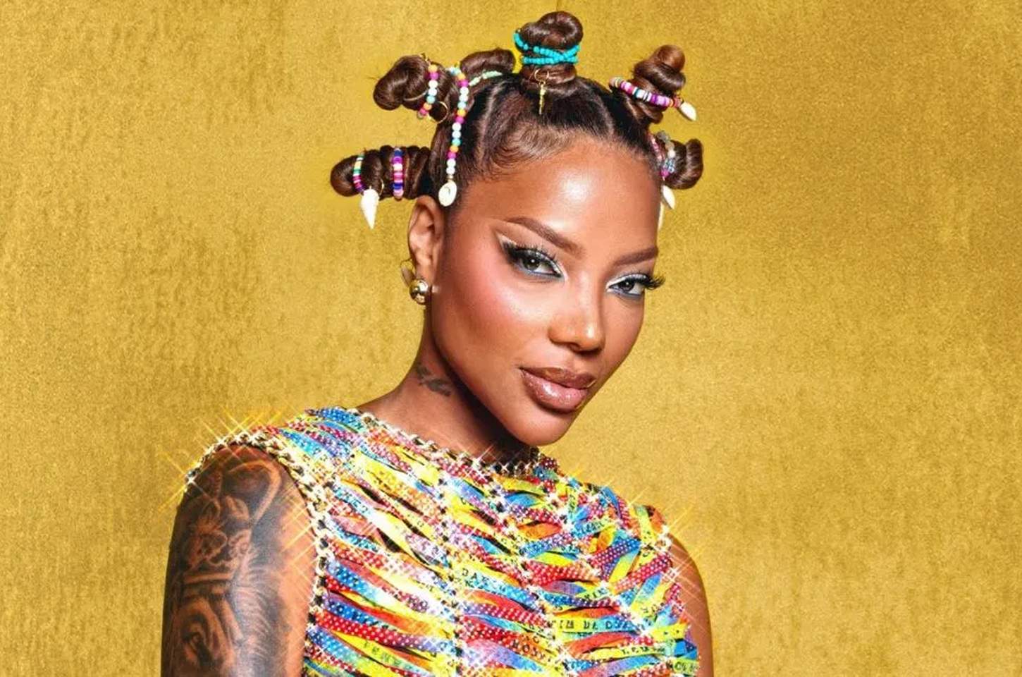 Ludmilla inicia maratona de Carnaval com homenagem ao axé em Salvador