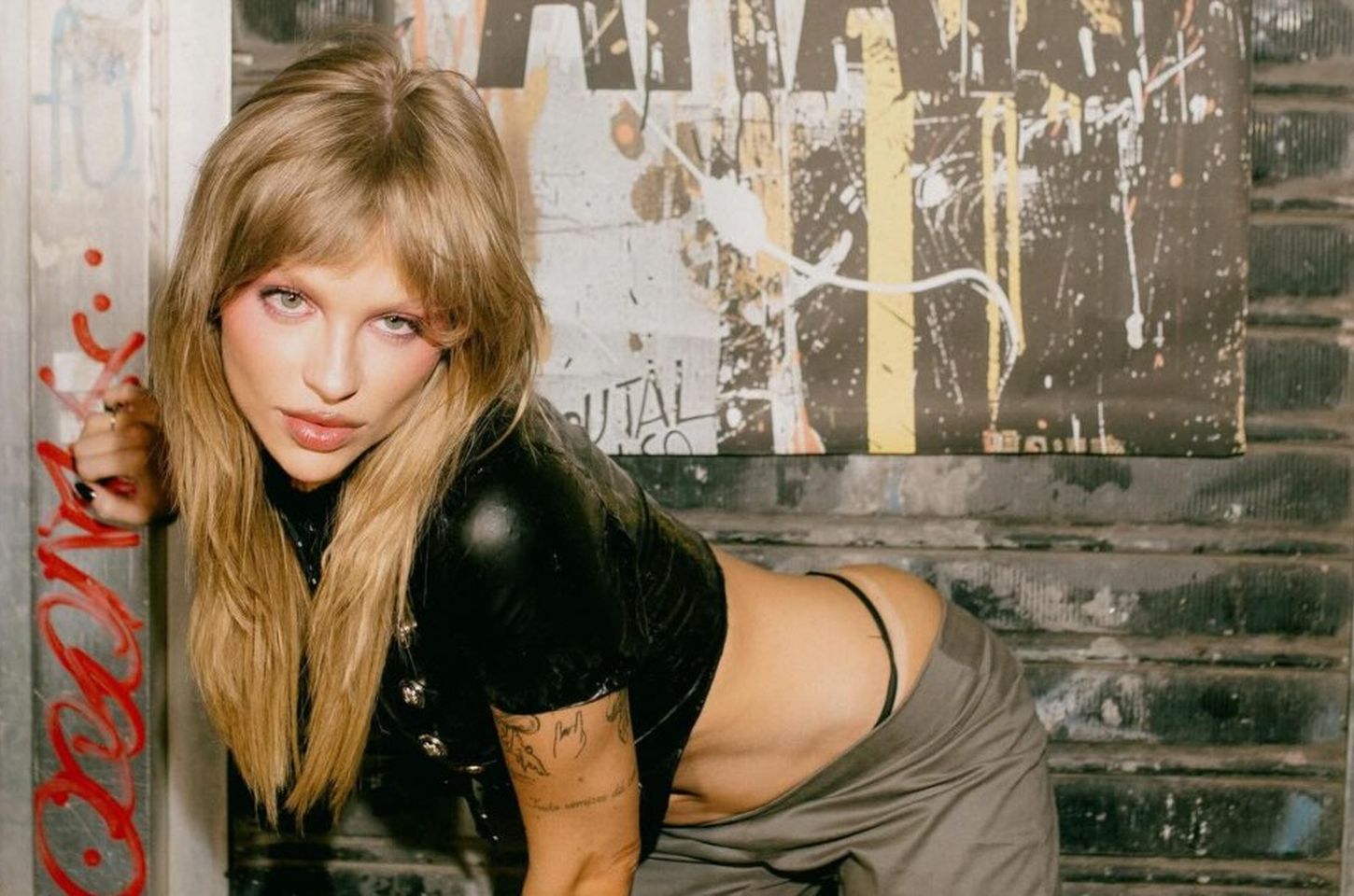 Luísa Sonza estreia no Coachella com show adaptado para tempo limitado