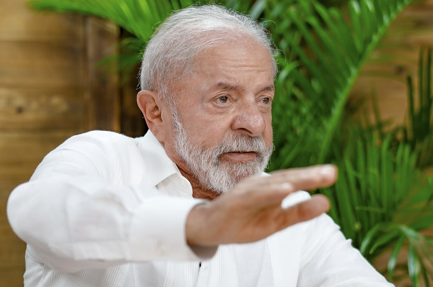 Lula anuncia anulação de leilão de gás de cozinha da Petrobras