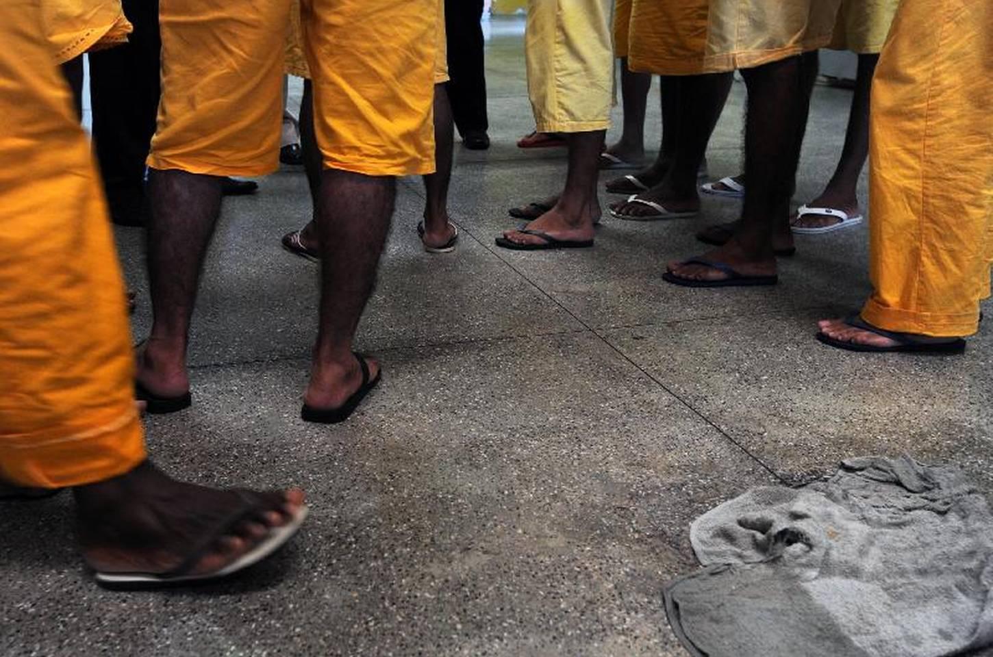 Lula assina indulto natalino com regras que excluem golpistas e crimes violentos