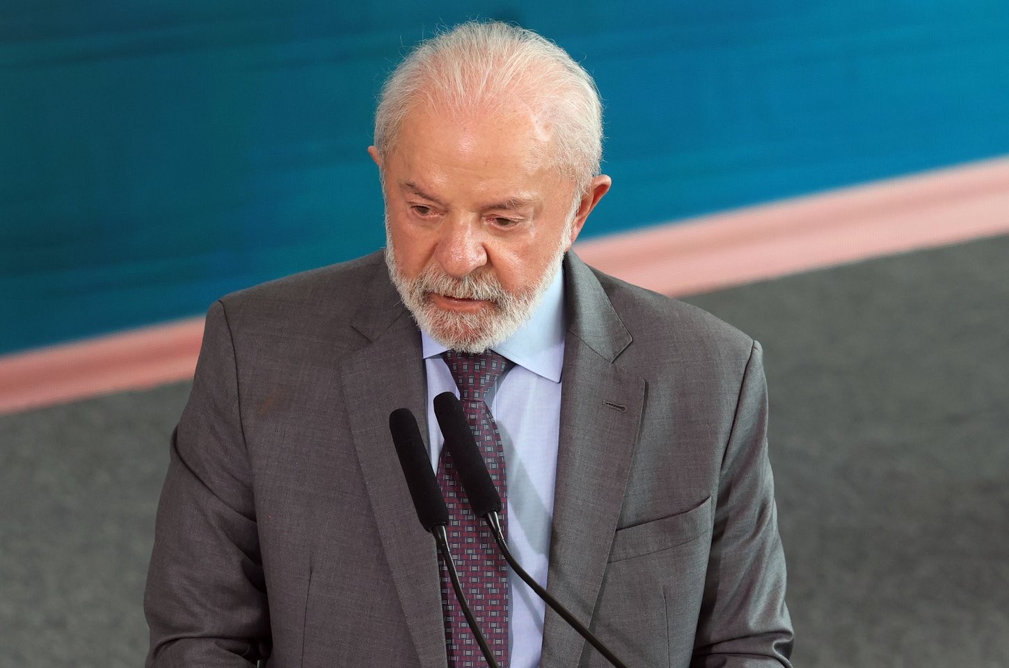 Lula critica colonialismo dos EUA e pede reforma da ONU em cúpula