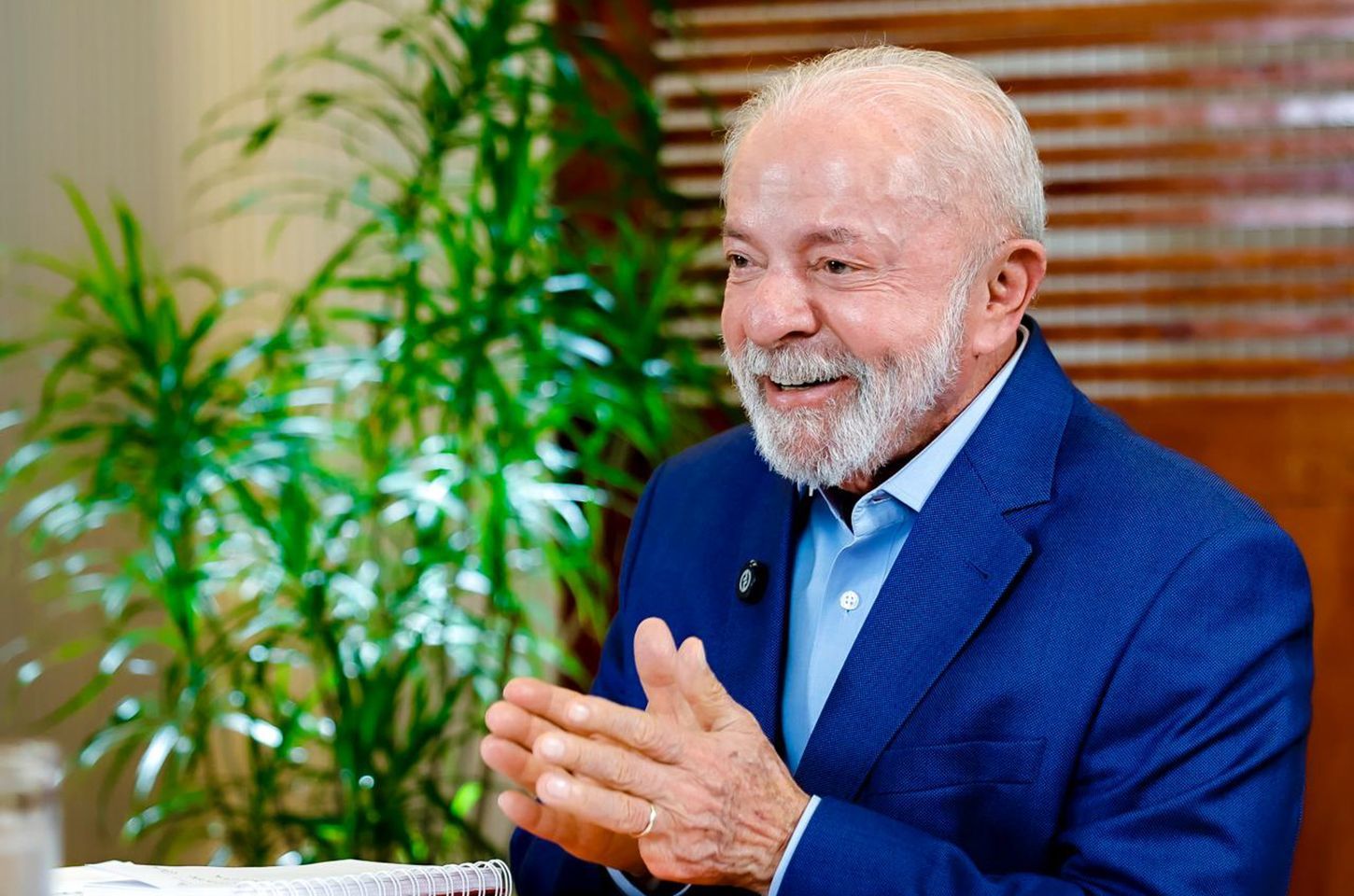 Lula critica guerra dos EUA e Israel contra o Irã e alerta sobre preço do diesel