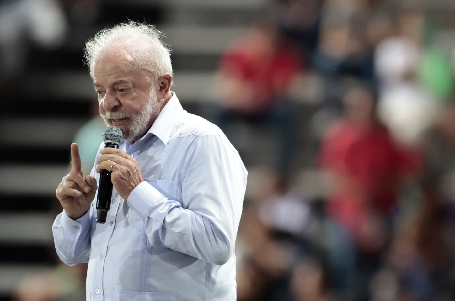 Lula critica guerra no Irã e anuncia medidas para conter alta do diesel