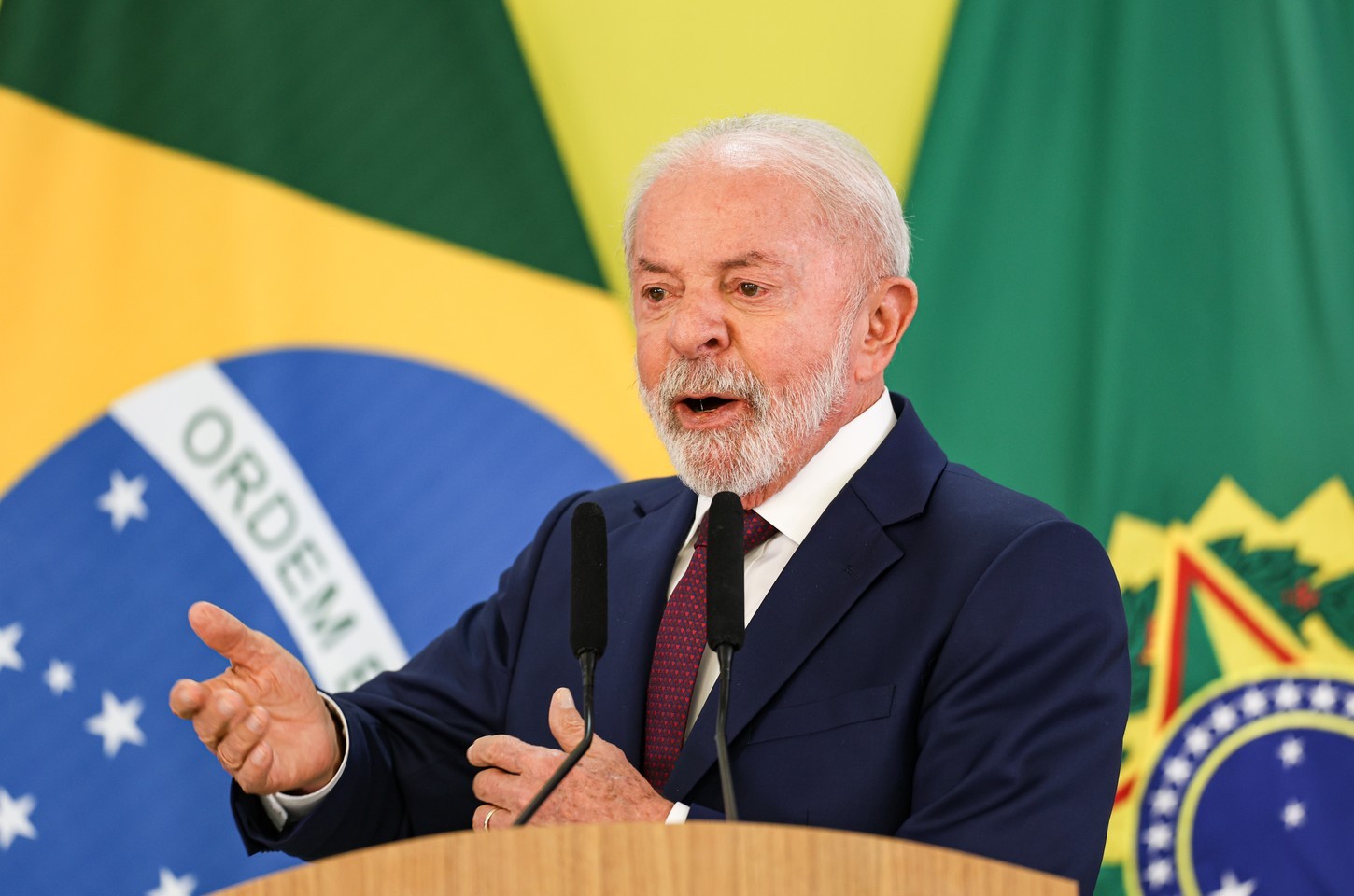 Lula descarta privatização dos Correios e defende reestruturação