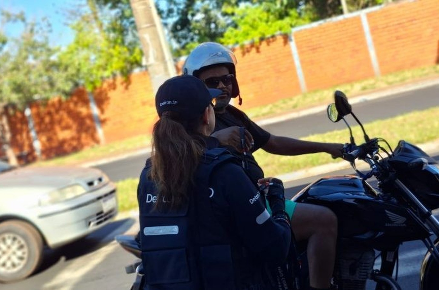 Maio Amarelo 2026: Detran-SP aborda mais de 50 mil pessoas em ações pelo Estado