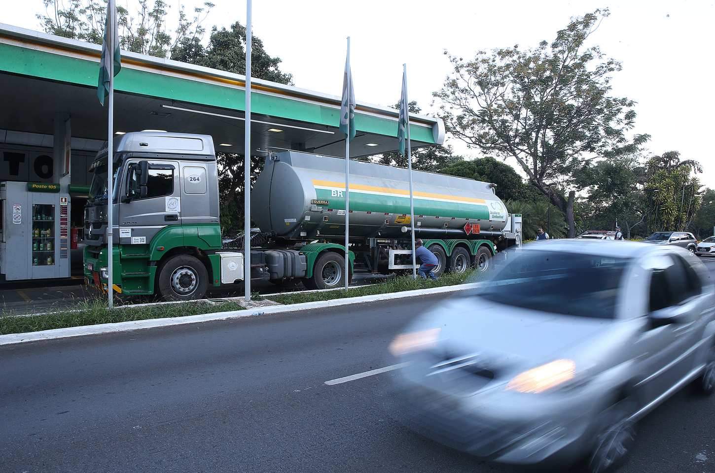 Mais de 80% dos estados aderem a subsídio federal para diesel importado