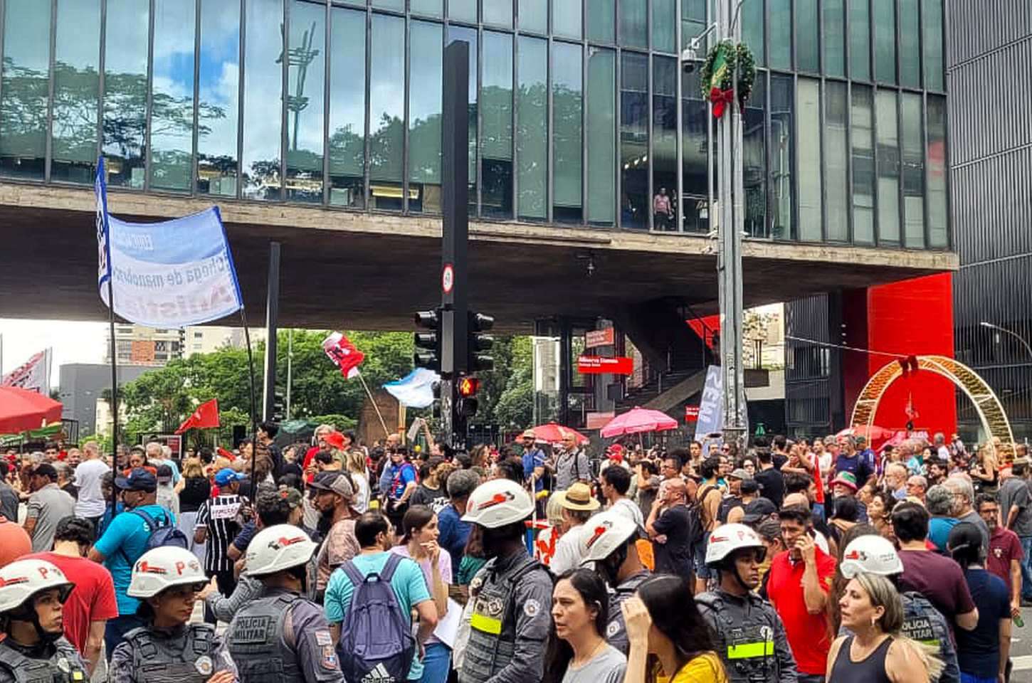 Manifestações em todo o país rejeitam PL da Dosimetria