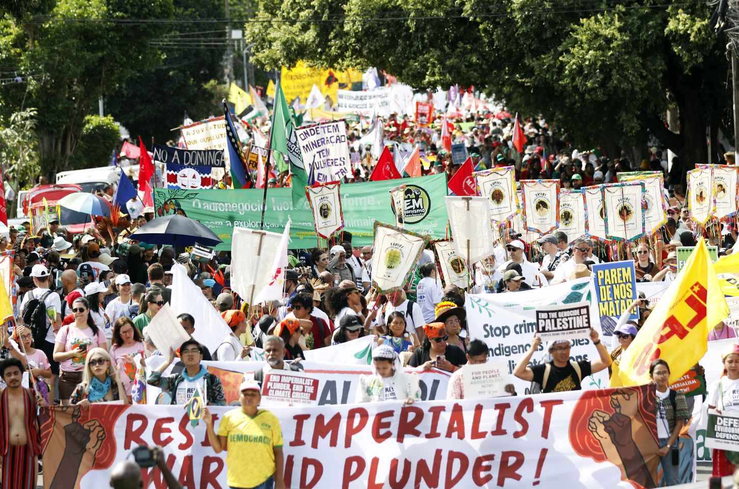 Marcha pelo clima reúne diversidade amazônica em Belém
