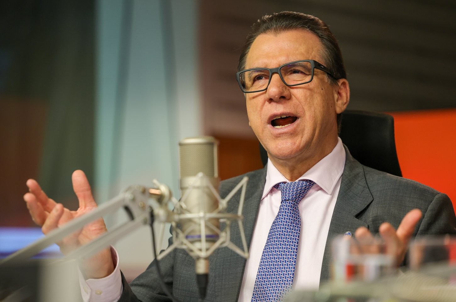 Marinho defende fim da escala 6 por 1 e financiamento sindical em São Paulo