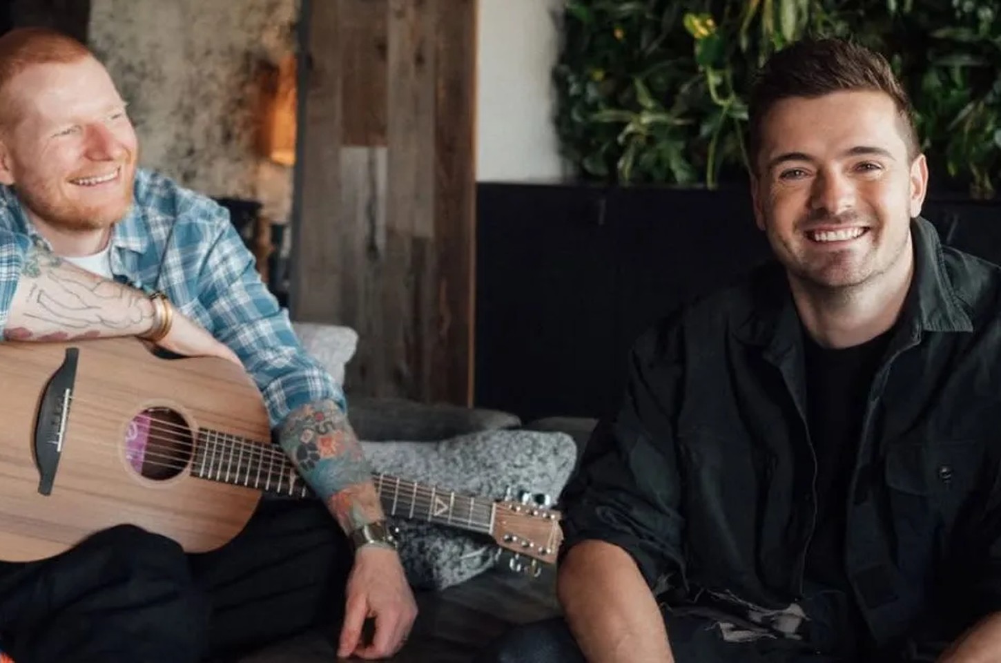 Martin Garrix e Ed Sheeran lançam 'Repeat', parceria guardada há 10 anos