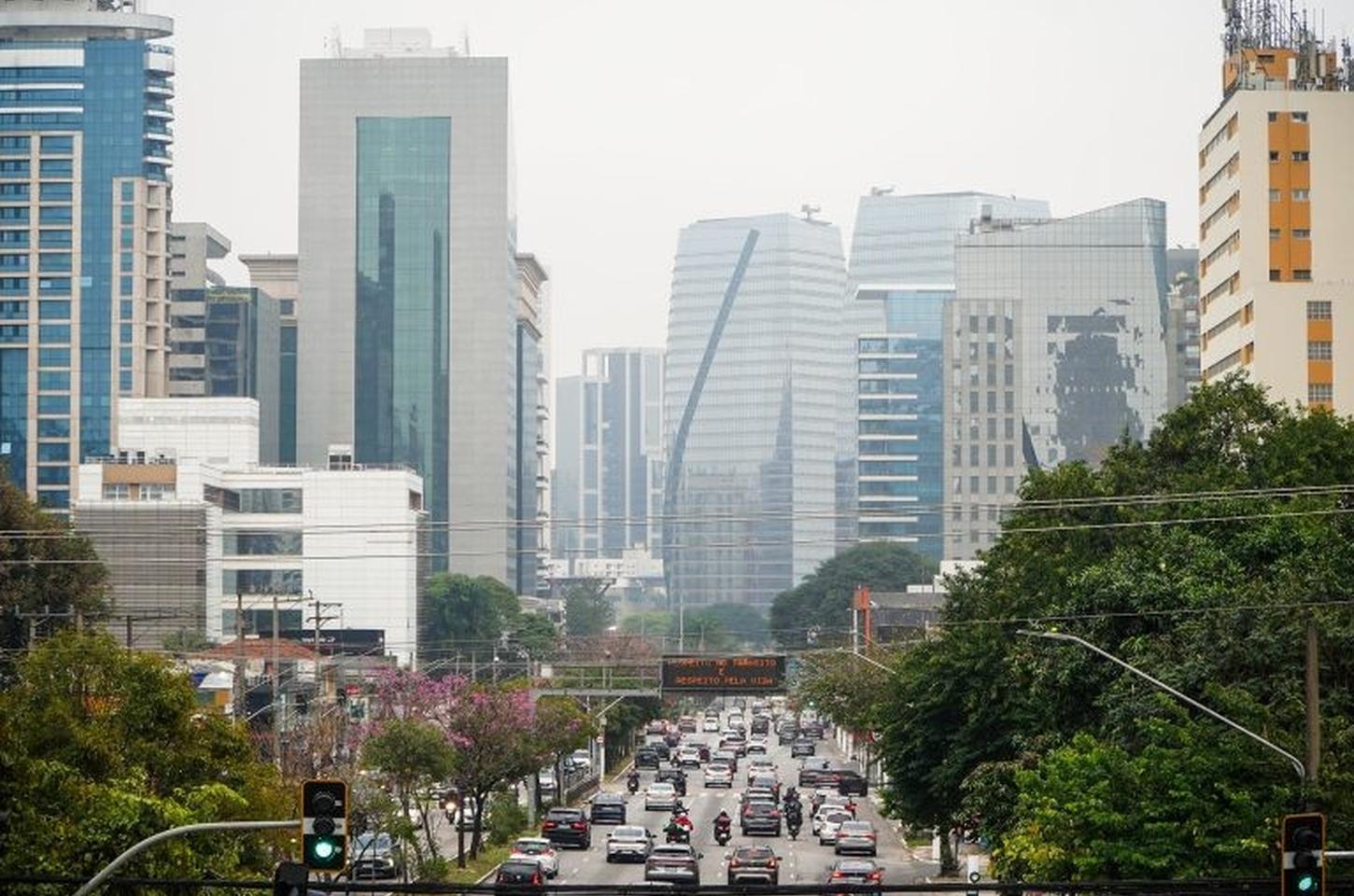 Massa de ar seco predomina em São Paulo com baixa umidade