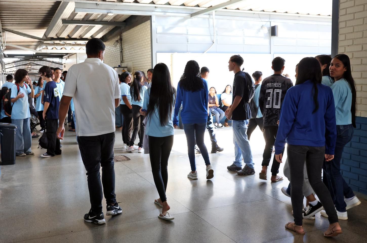 MEC inicia pagamento da nova parcela do programa Pé-de-Meia para estudantes