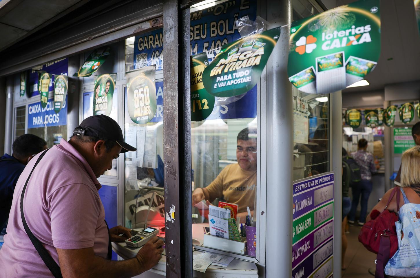 Mega-Sena acumula e prêmio chega a R$ 17 milhões
